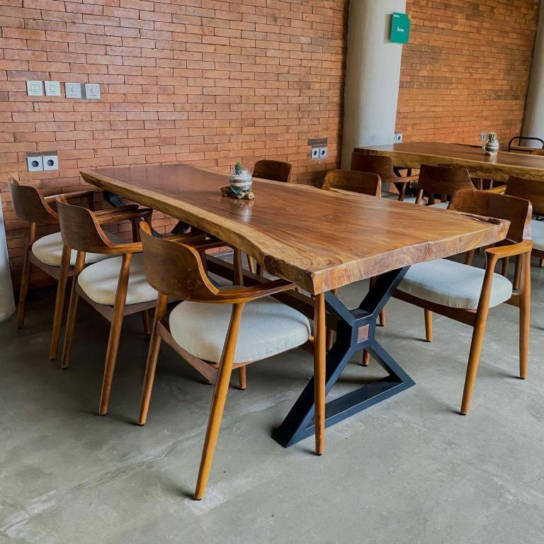 ホテル Smedi Coliving ジョグジャカルタ エクステリア 写真